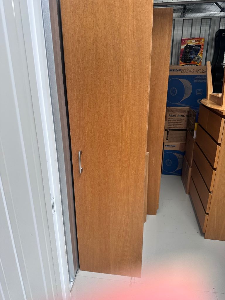 Storage cupboard 