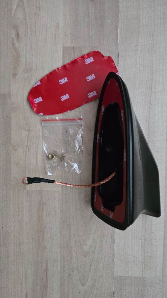 Black Aerial Fin Cap Car Roof Antenna Cover AM/FM Radio Signal