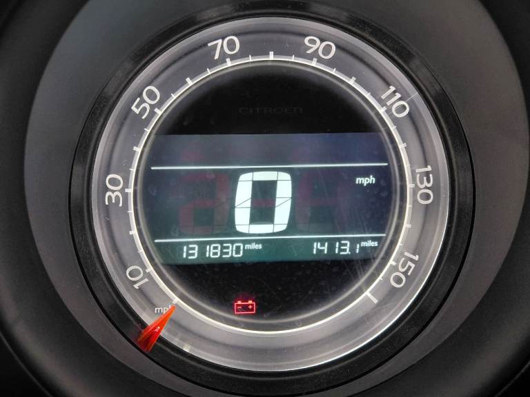 Red Citroen 2013 C4 1.6 Diesel Manual