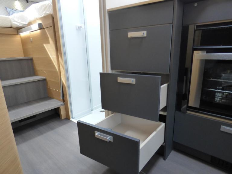 Adria Matrix 670 SL 60Y  Anniversary Edition DIESEL AUTOMATIC 2025