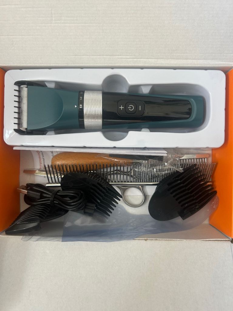 Pet Grooming kit suitable for cats and dogs