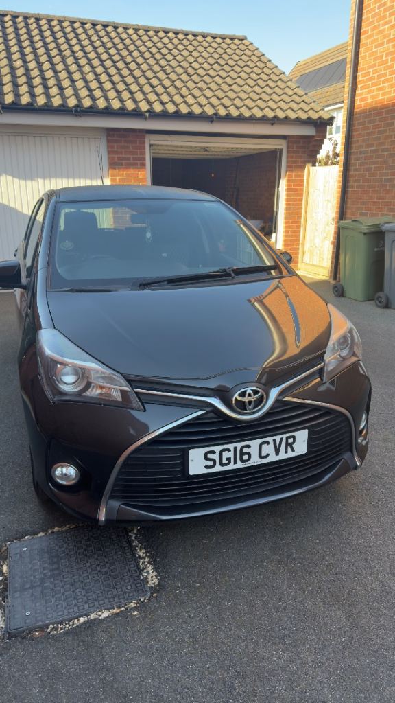 Toyota, YARIS, Hatchback, 2016, Manual, 1329 (cc), 5 doors