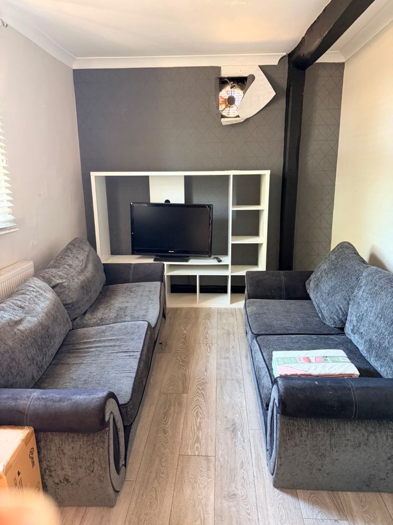 Furnished flat for rent. All bills inc