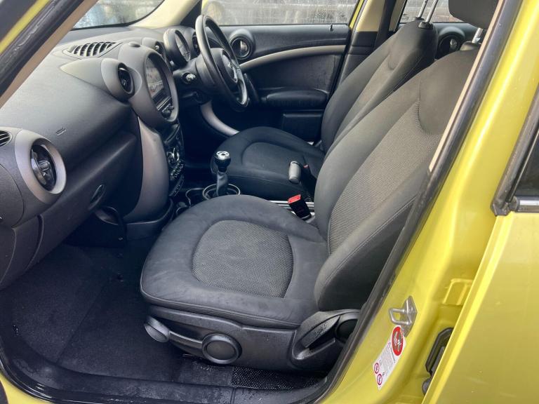 2011 MINI Countryman 1.6 One 5dr HATCHBACK PETROL Manual