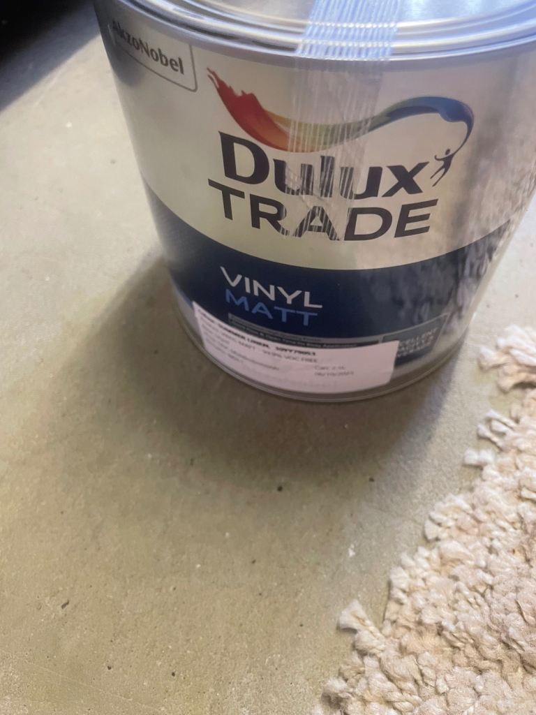 Dulux trade vinyl Matt 