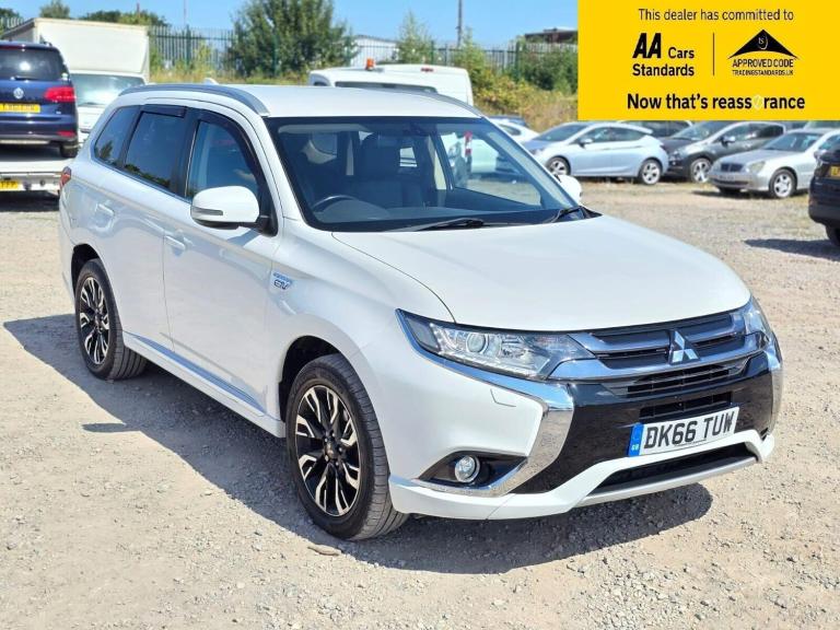 2016 Mitsubishi Outlander 2.0h 12kWh GX3h+ CVT 4WD Euro 6 (s/s) 5dr SUV Hybrid Automatic