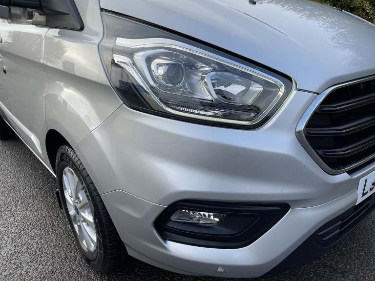 2022 Ford Transit Custom 2.0 320 EcoBlue Limited Crew Van L2 H1 Euro 6 (s/s) 5dr (6 Seat) PANEL V...