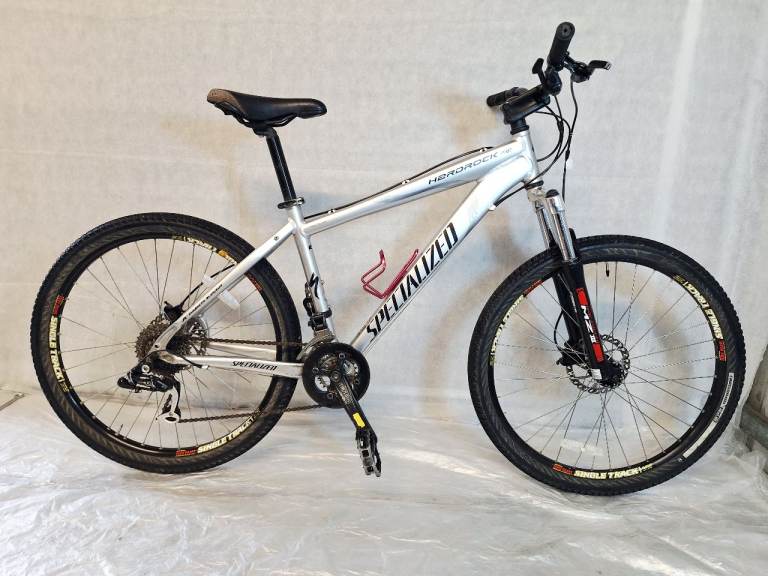 x  🚲🚲 Nice Condition Specialized Hardrock Mountain Bike 27 Speed S Frame Hydraulic Brake Warranty 