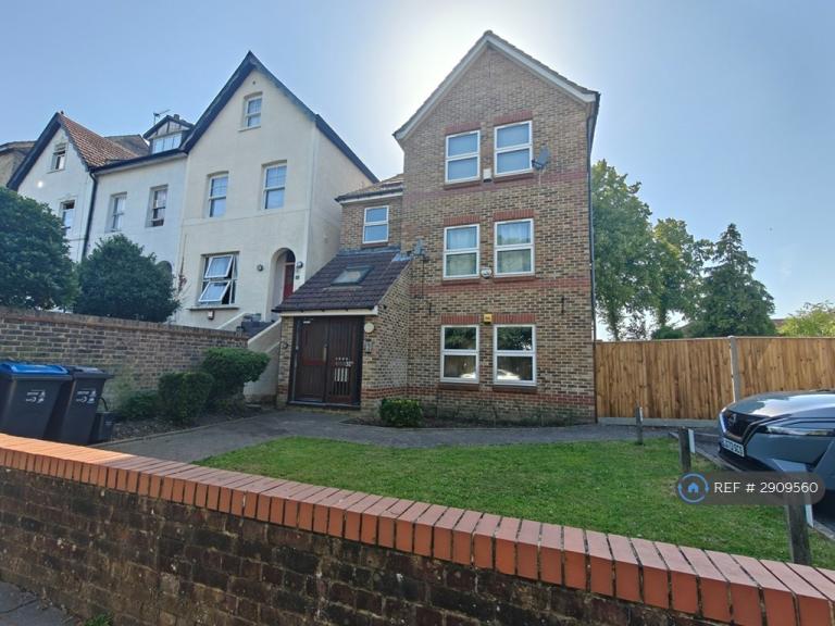 2 bedroom flat in Canning Road, Croydon, CR0 (2 bed) (#2909560)