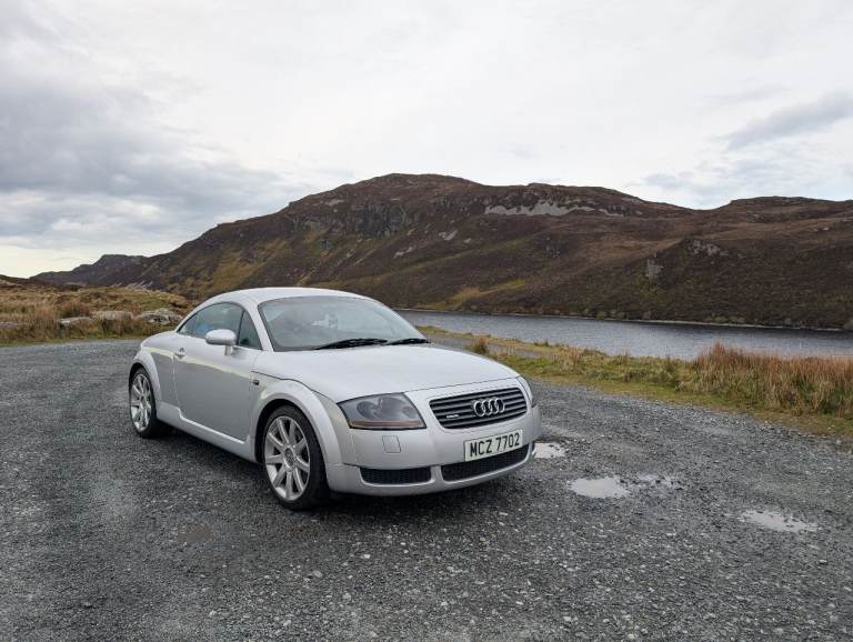 2002 Audi TT 225 quattro