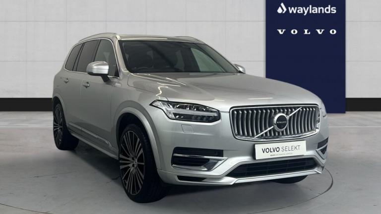 2021 Volvo XC90 Recharge Inscription Pro, T8 AWD plug-in hybrid, 7 Seats Estate Petrol Parallel P...