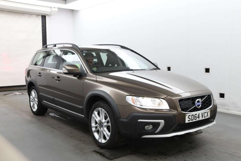 2014 Volvo XC70 2.4 XC70 SE Luxury Nav D5 AWD Auto 4WD 5dr Estate Diesel Automatic