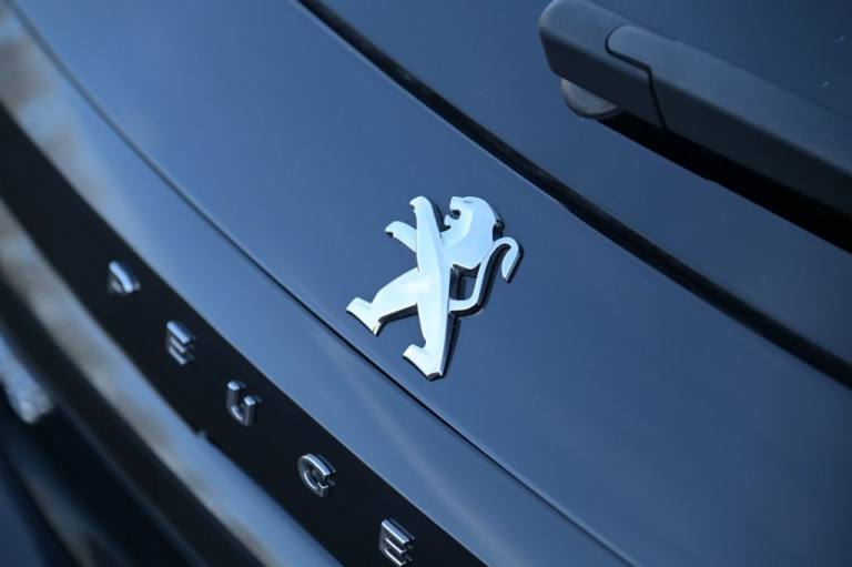 2023 Peugeot 208 1.2 PureTech Allure Premium + Hatchback 5dr Petrol EAT Euro 6 (s/s) (130 ps Hatc...