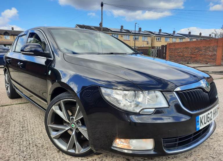 SKODA SUPERB ELEGANCE GREENLINE 2012 REG. FULL LOADED START AND DRIVE WELL. 