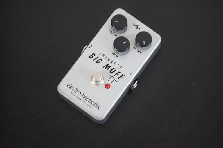 Electro Harmonix Big Muff Triangle Pedal - Boxed