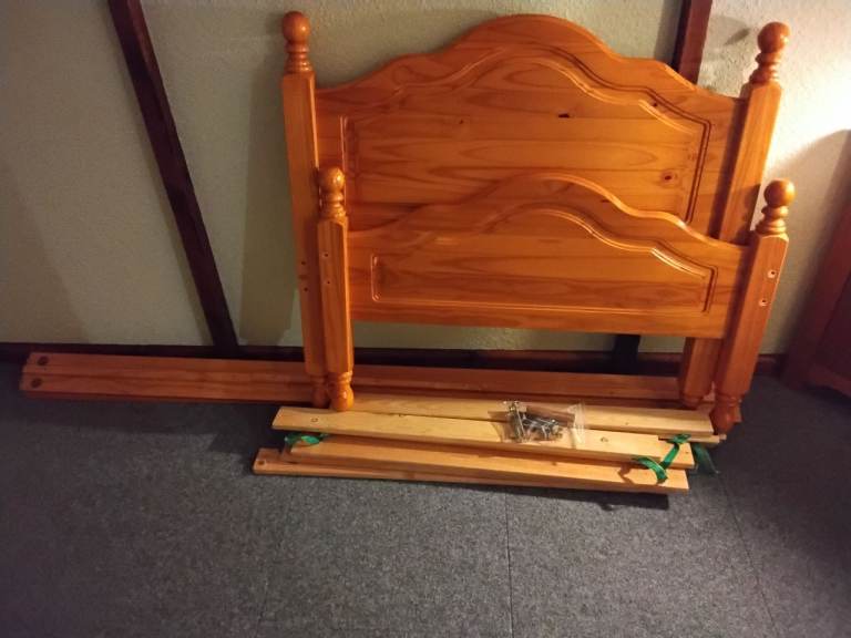 Single pine bed frame