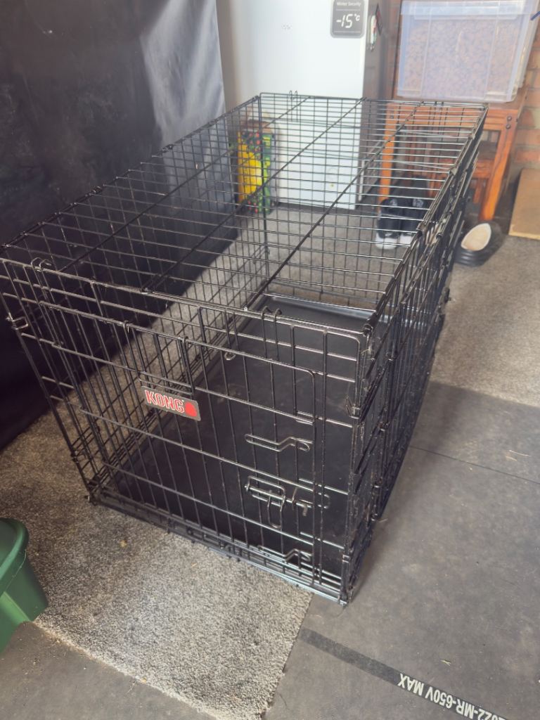 KONG Two-Door Dog Crate (Large) 
