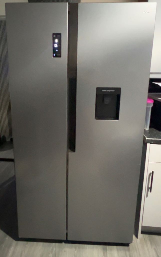 Logik American Style Fridge Freezer with Water Dispenser