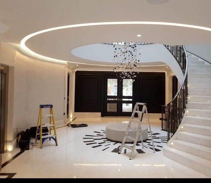 LONDON, LOCAL HANDYMAN