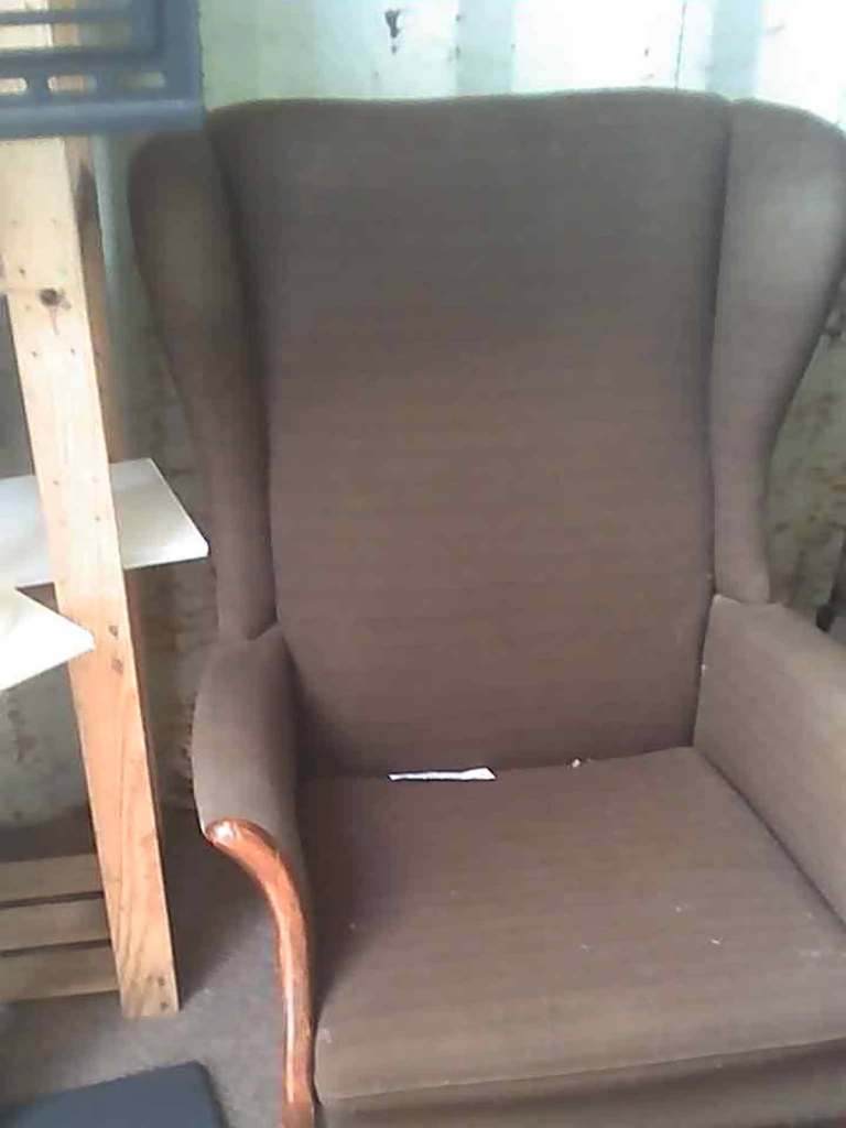 'Parker Knoll' Fabric Fireside Wingback Armchair – Good Condition. Comfortable. Viewing/collection
