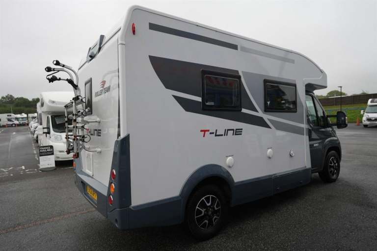 Roller Team T-Line 590 FIAT 4 BERTH 4 TRAVEL SEAT MOTORHOME