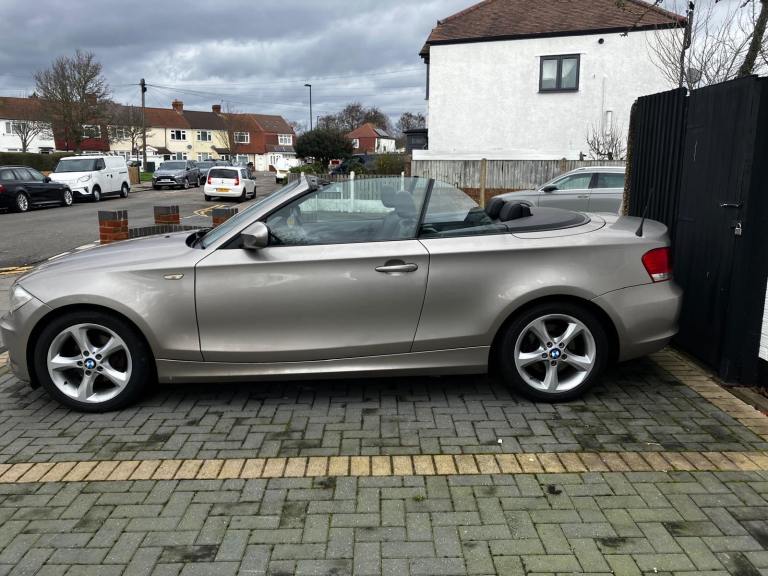 £1100 - BMW, 1 SERIES, Convertible, 2009, Semi-Auto, 1995 (cc), 2 doors (Project /Spares / Repairs)