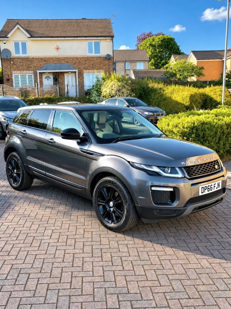 2016 (66) LAND ROVER RANGE ROVER EVOQUE SE TECH FACELIFT 2.0 TD4 DIESEL AUTOMATIC 4X4 SUV