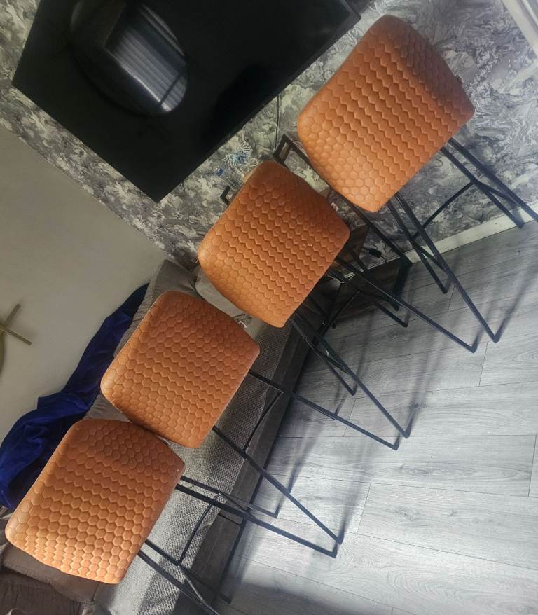 4 bar stools for sale 
