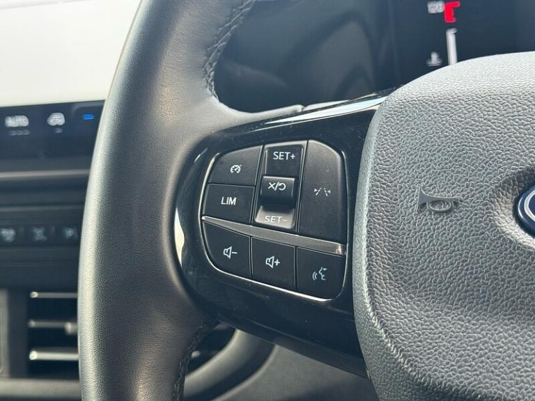 2024 Ford Transit Custom 2.0 EcoBlue 136ps H1 Van Limited PANEL VAN DIESEL Manual