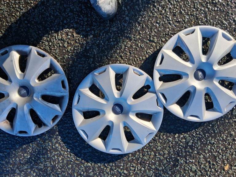 Ford wheel trims