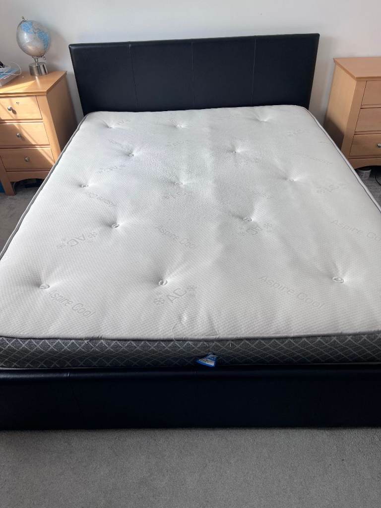 Free king size bed frame and mattress
