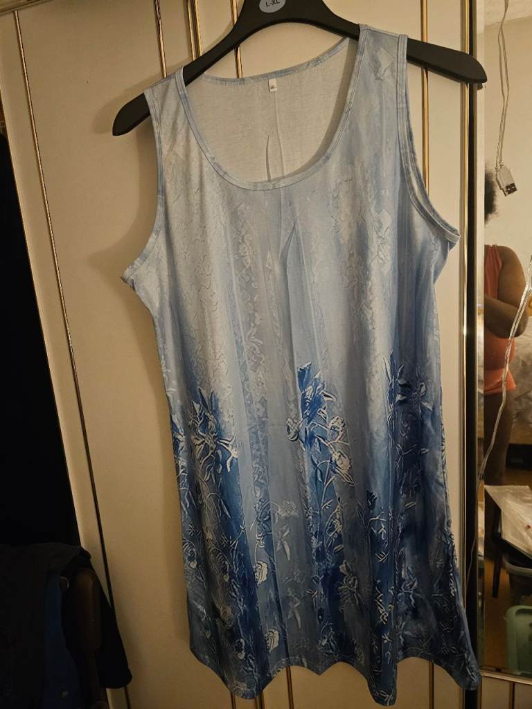 Sleeveless summer dress 
