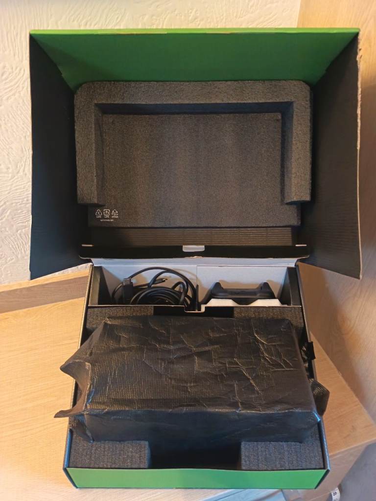 Microsoft Xbox Series X 1TB Console