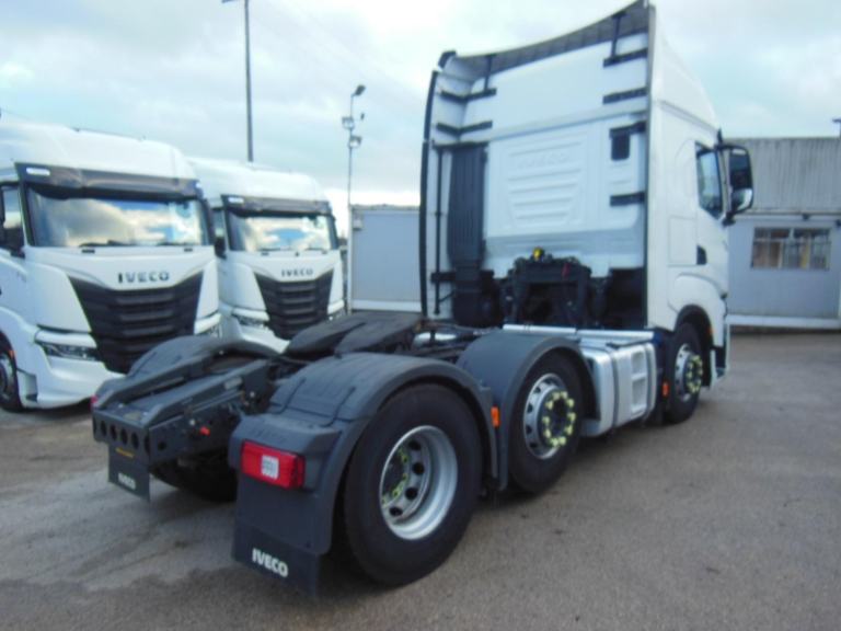 Iveco S-WAY 490 6x2