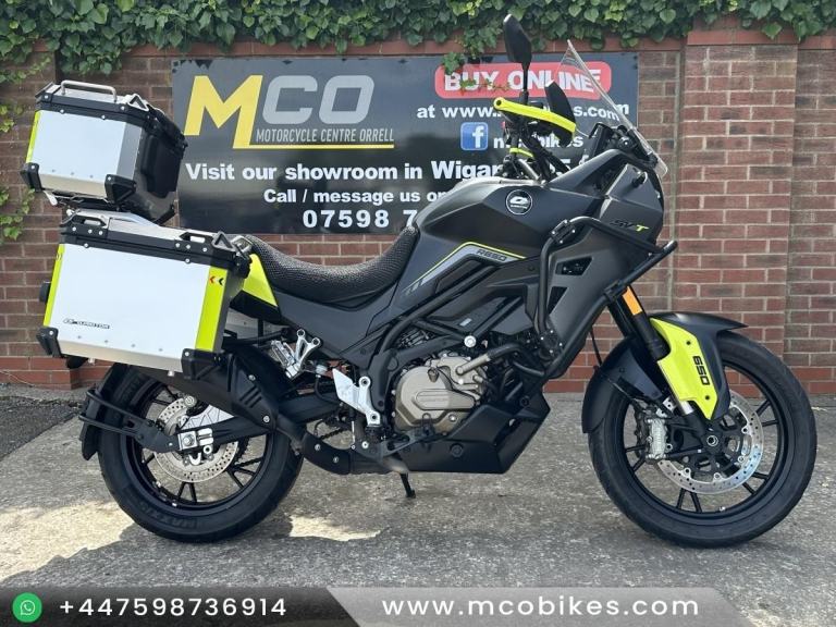 QJMOTOR SVT650 75reg 4641miles Immaculate luggage and more