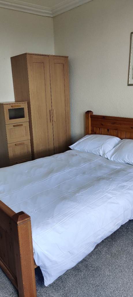 Double Bed Room within Shared flat Kirkcaldy 
