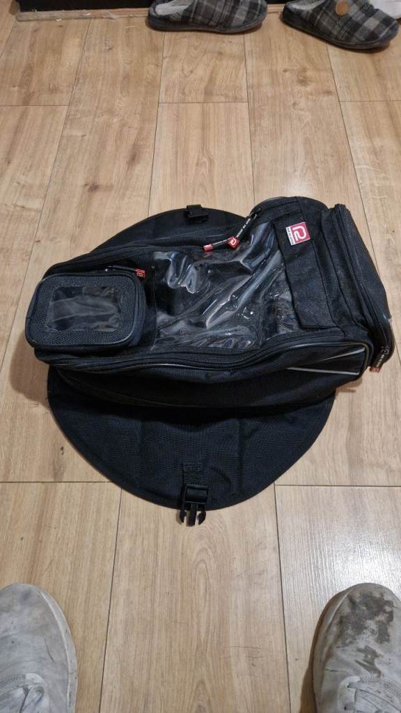 Renntec motorcycle tank bag magnetic