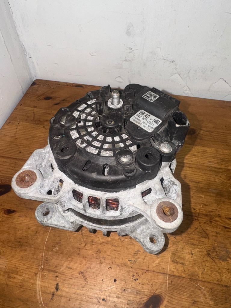 AUDI A1 2016 VW SEAT SKODA ALTERNATOR 04C903023L