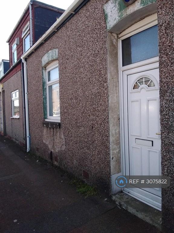 2 bedroom flat in Neville Road, Sunderland, SR4 (2 bed) (#3075822)