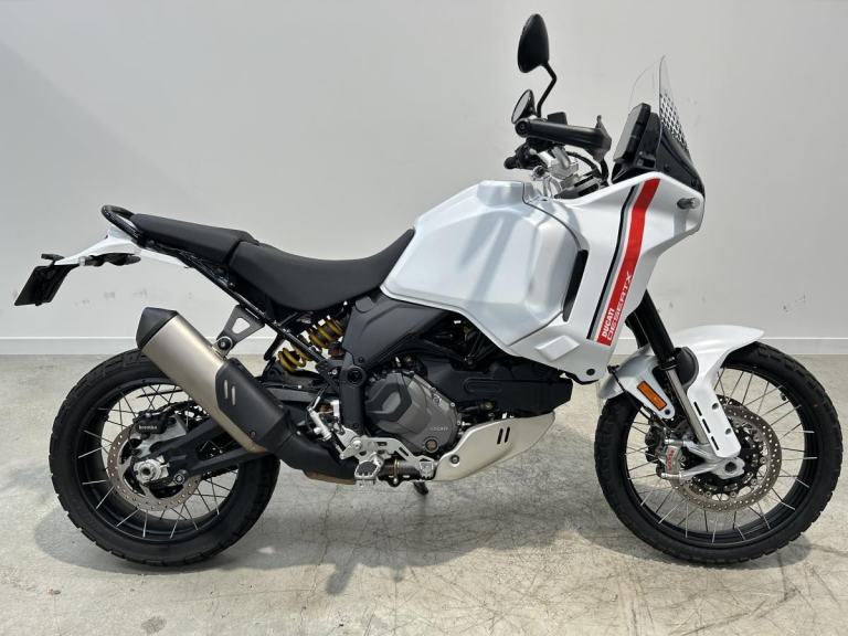 2025 Ducati Desert X 937 in Star White Silk