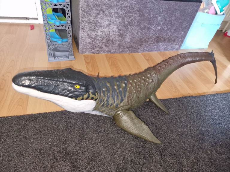 Large Mosasaurus Dinosaur Toy – Like New