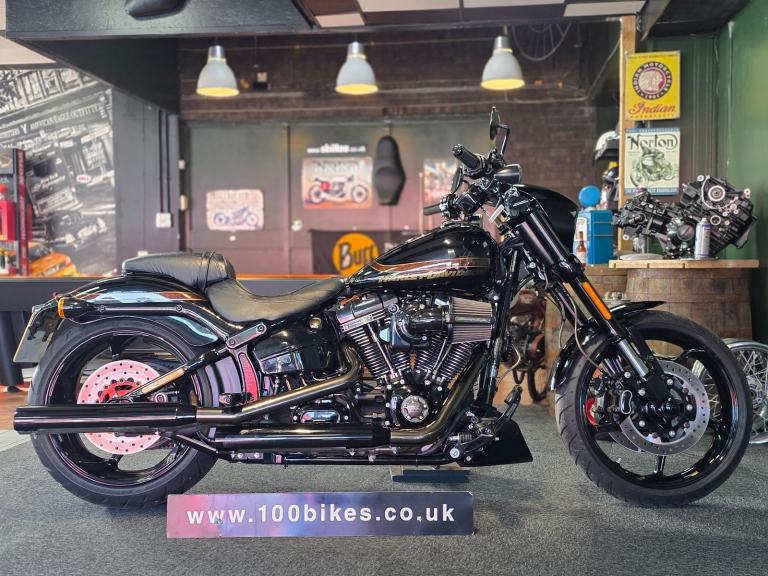 2017 HARLEY-DAVIDSON PRO STREET BREAKOUT 1801 110 3,700 MILE'S 