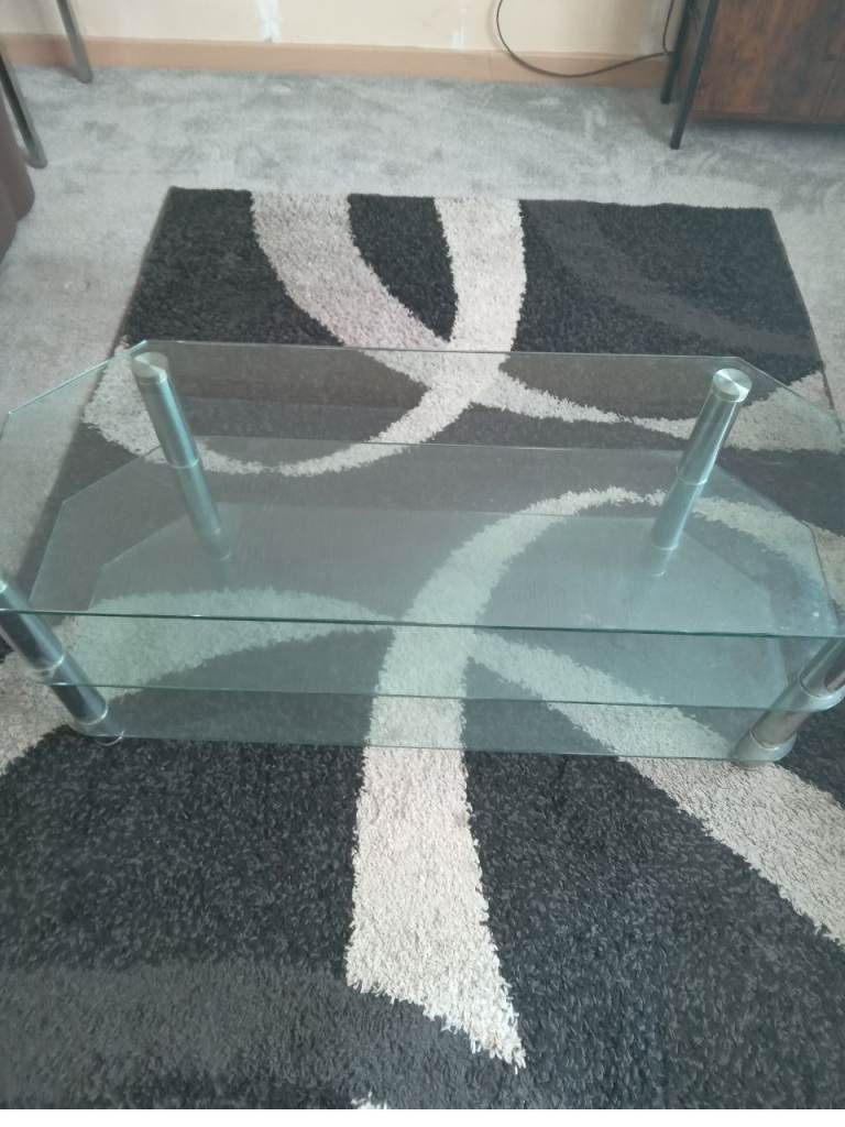 Glass tv unit. 