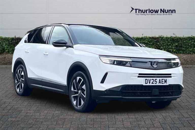 2025 Vauxhall Grandland 1.2 Ultimate SUV 5dr Petrol Hybrid e-DCT Euro 6 (s/s) (136 ps) SUV Hybrid...