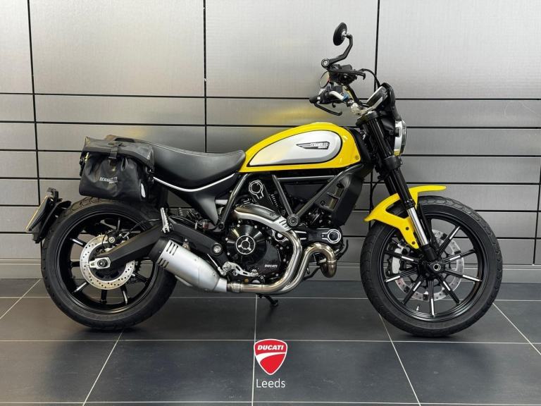 2023 DUCATI SCRAMBLER Icon in Yellow