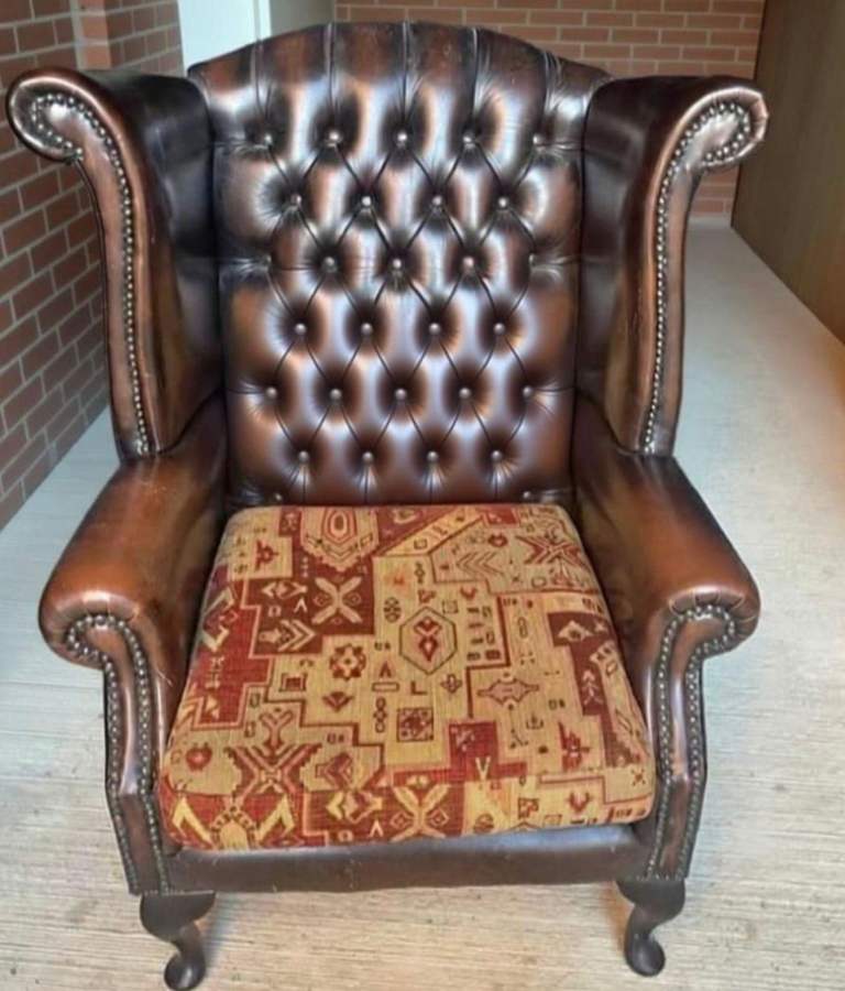 Chesterfield Sofa Set Queen Anne wingback chair  2 Seater sofa  Brown  Collect IPSWICH 