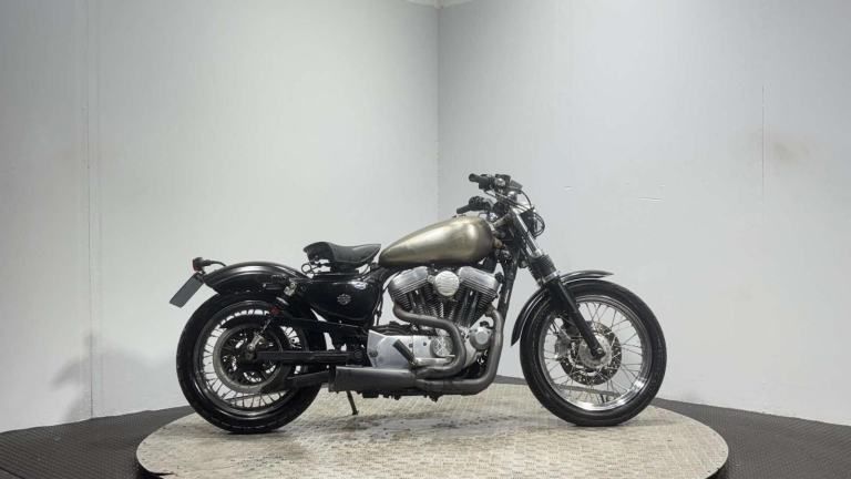 Harley-Davidson Sportster 883 2005 24K RUNNING CUSTOM CRUISER PROJECT BIKE CARBE