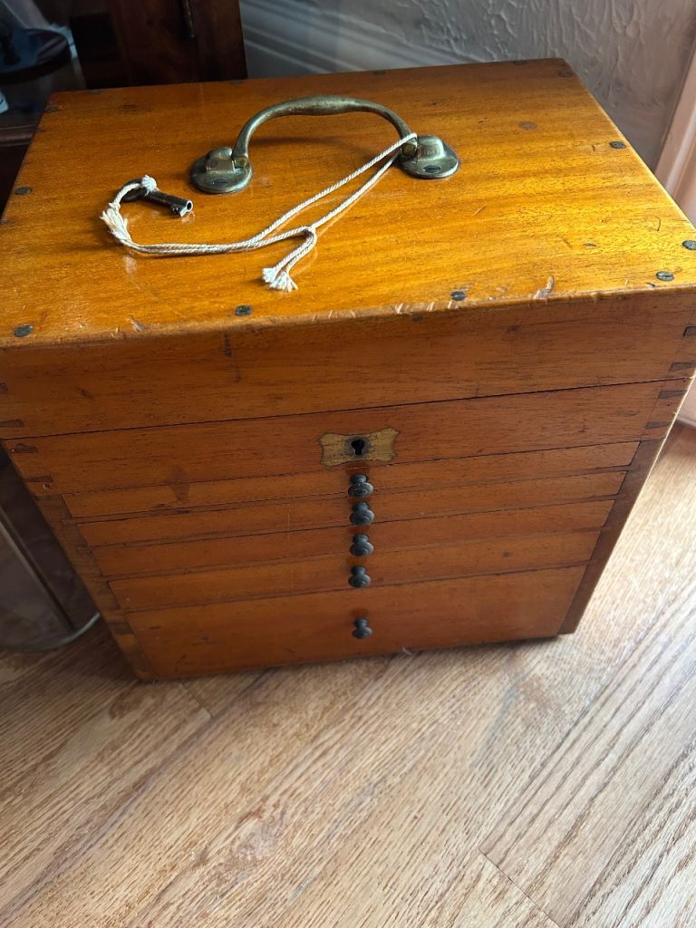 Vintage Portable Dental Kit In Wooden Box