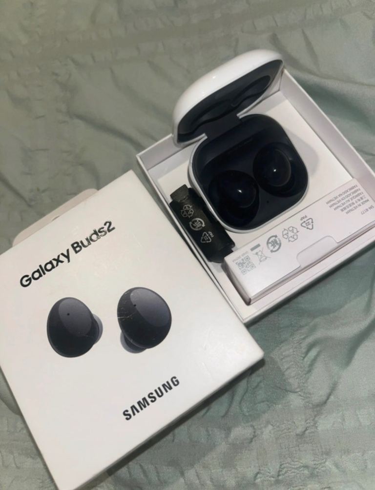 SAMSUNG Galaxy Buds2 – Black, Brand New