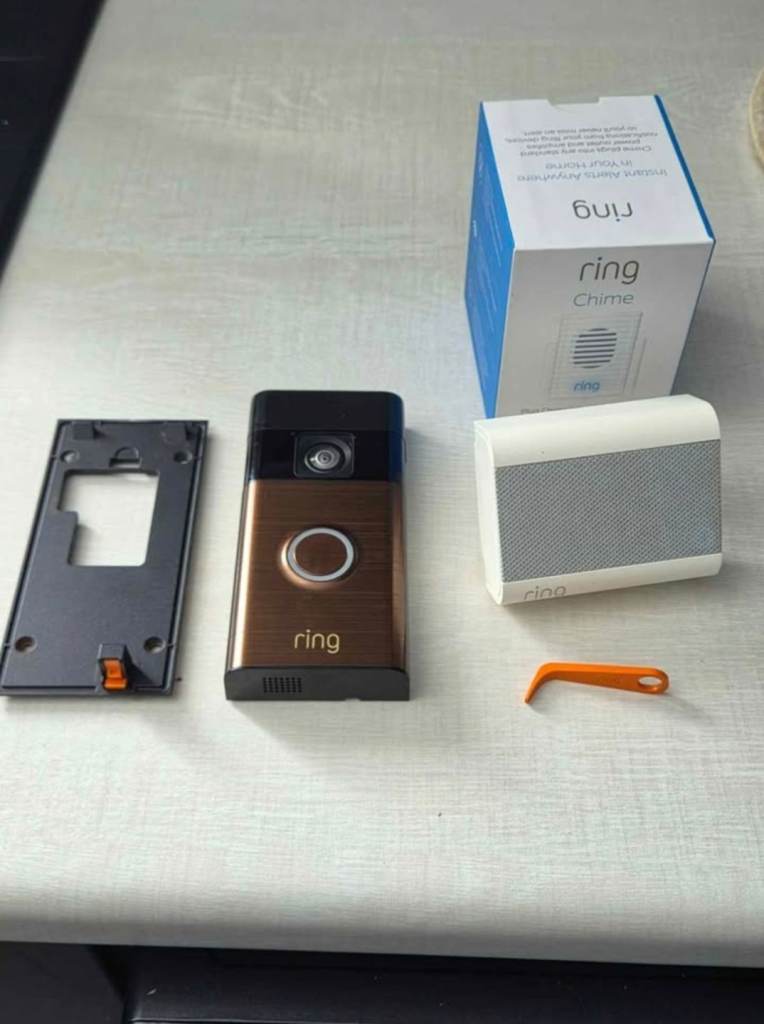 Ring doorbell and chime 